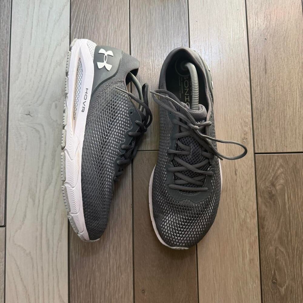 Under Armour HOVR Sonic Gray Running Shoes Men’s 11